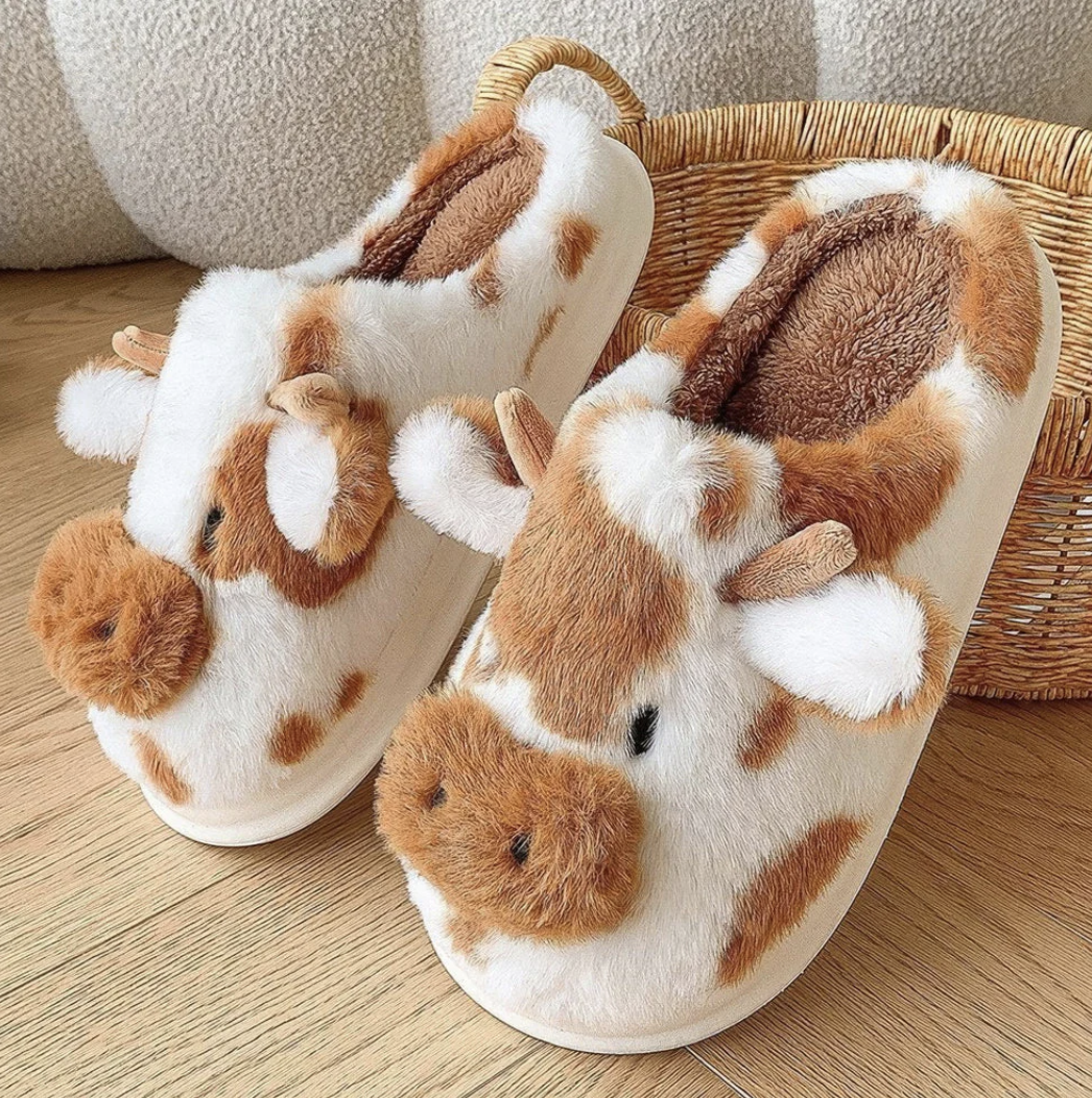 ComfyMoo™ Soft-Stitched Cow Slippers